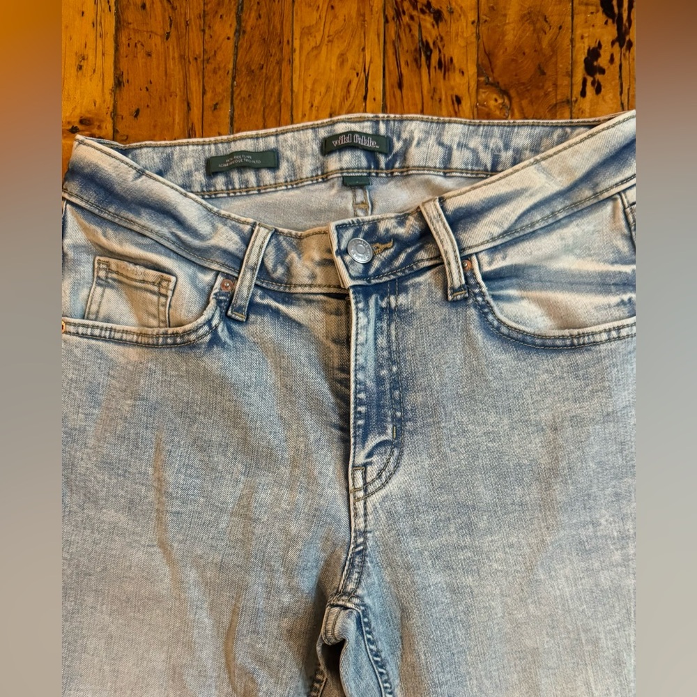 Mid Rise Flare Jeans - Picture 3 of 4